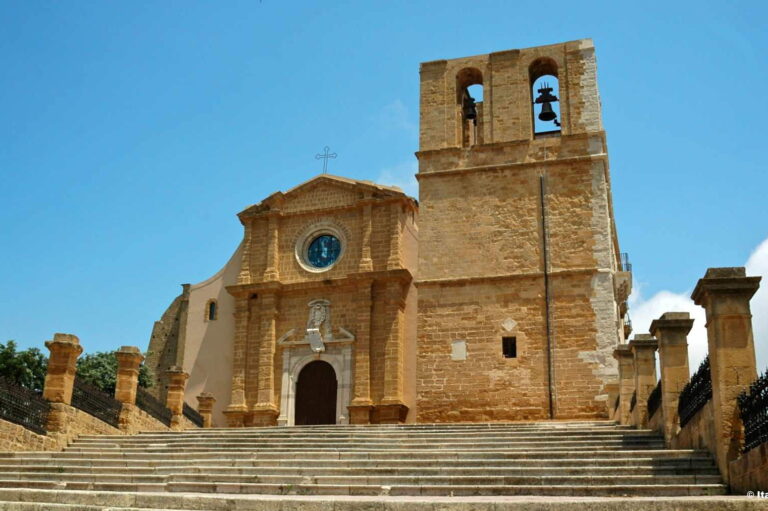 Facciata esterna della Cattedrale di San Gerlando